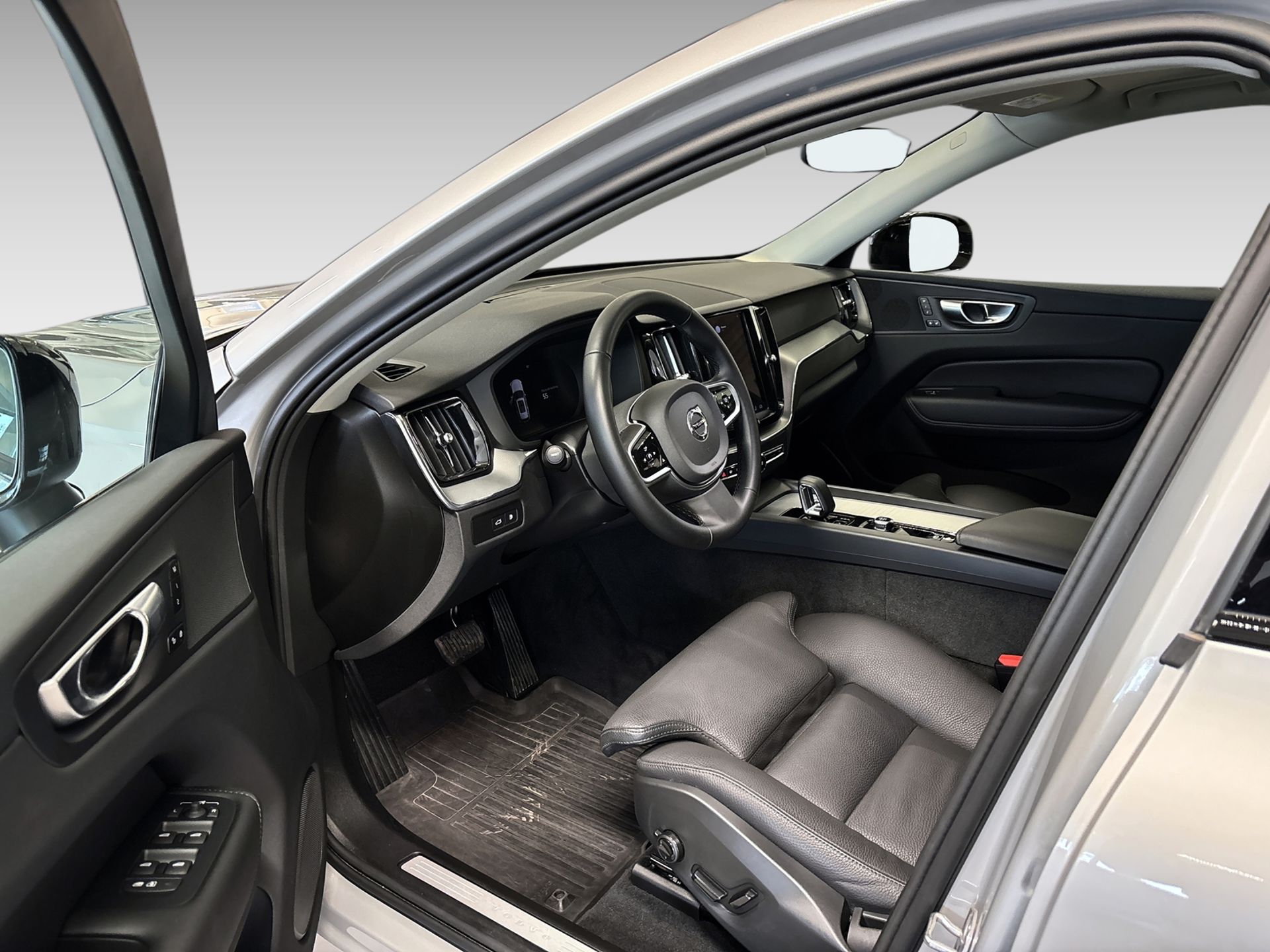 Volvo XC60 T6 Plus Dark Edition 2025, bild 7/10