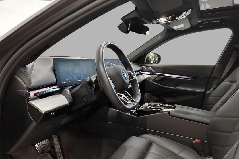 Bilde 5 av BMW i5 xDrive40 Touring