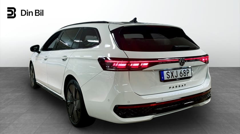 Bild 4 av Volkswagen Passat Variant eHybrid 272hk DSG/R-Line Signature/Edition m.m