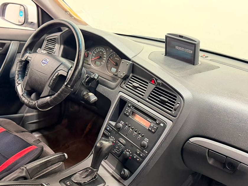 Bild 2 av Volvo V70 2.5T Kinetic Euro 4