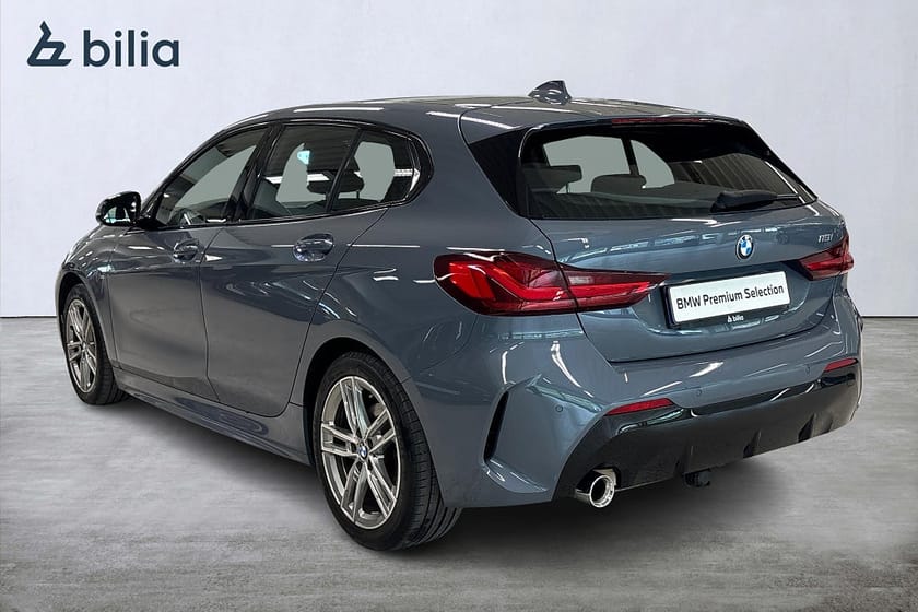 Bild 2 av BMW 118i Manuell M-Sport | Rattvärme | Drag | HiFi | Sportstol