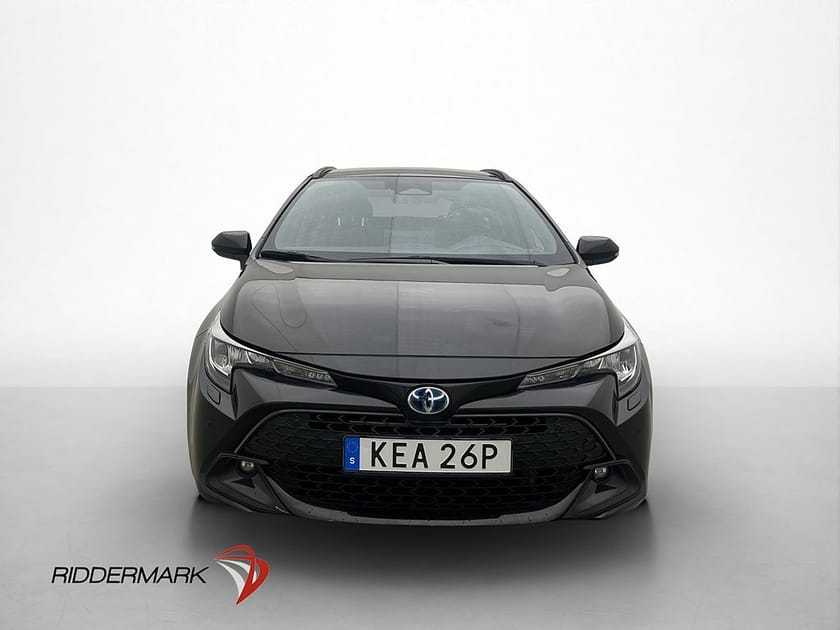 Bild 2 av Toyota Corolla Touring Sports Hybrid Active Plus Kamera Cockpit