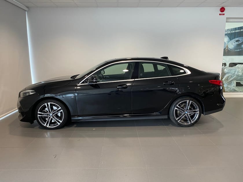 Bild 2 av BMW 220d Gran Coupé 4,95% ränta Panoramatak Head-Up display