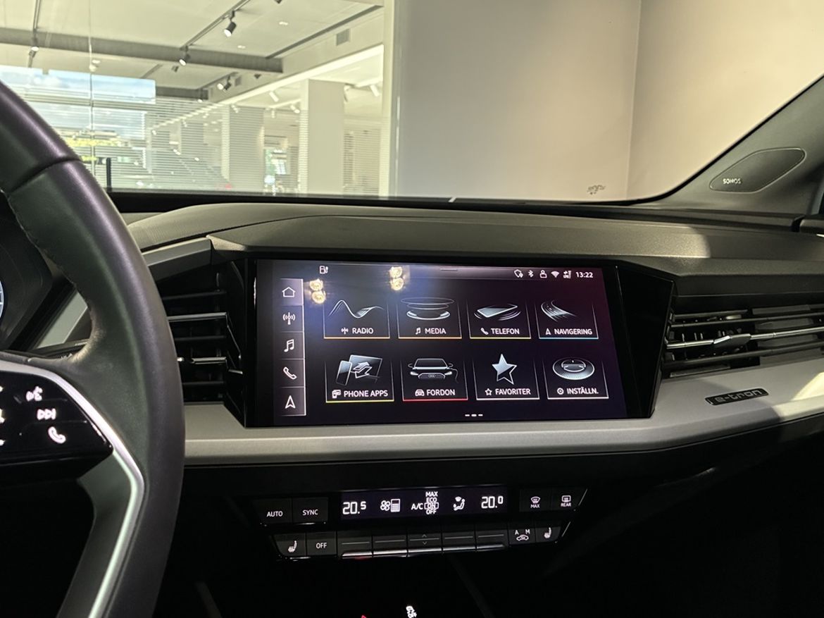 Audi Audi Q4 45 e-tron quattro — bild 12