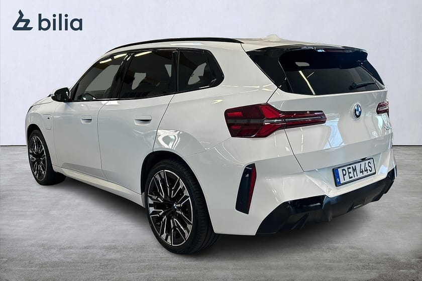 Bild 2 av BMW X3 30e xDrive M Sport Pro Pano 360 kamera Drag HK 21"
