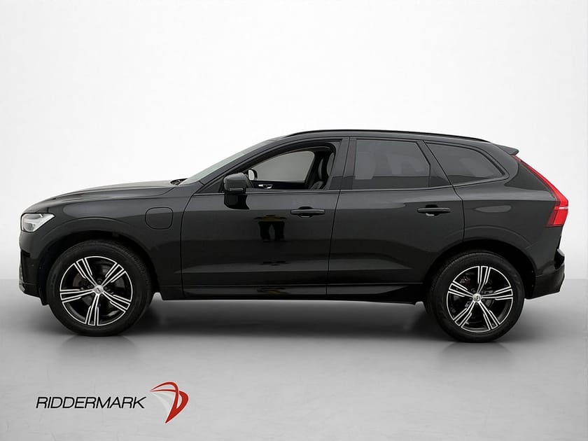 Bild 4 av Volvo XC60 T8 AWD 456hk Plus Dark Panorama H/K 360° Drag
