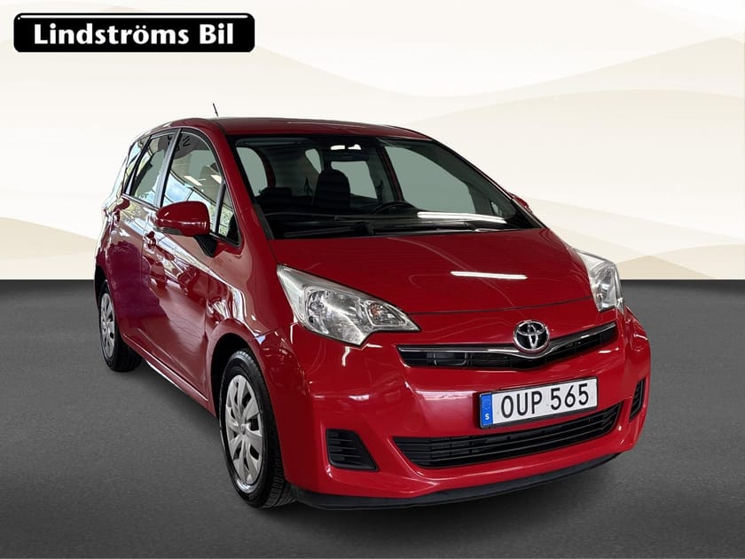 Bild 2 av Toyota Verso-S 1.33 Multidrive Plus Sommar/Vinterhjul