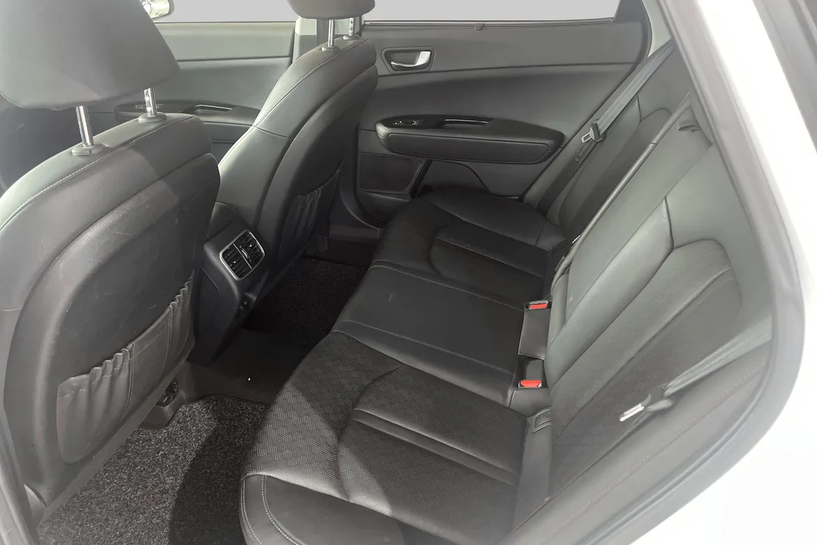 picture of a car