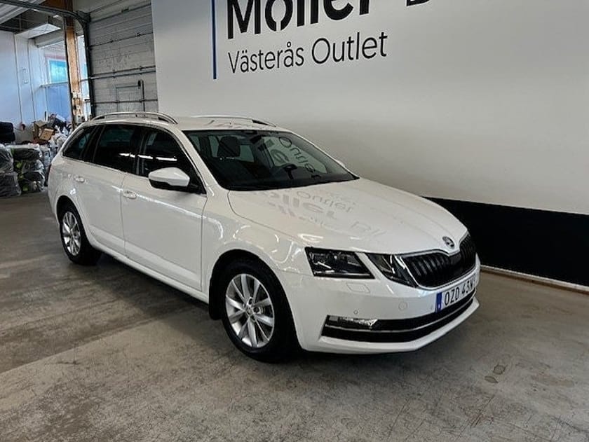 Bild 1 av Škoda Octavia Kombi Skoda Combi Style TSI 115hk Drag Värmare B-kamera Gps
