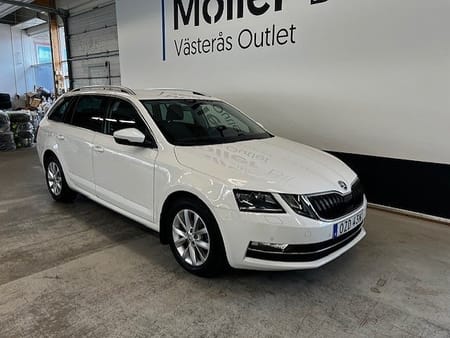 Škoda Octavia Kombi Skoda Combi Style TSI 115hk Drag Värmare B-kamera Gps