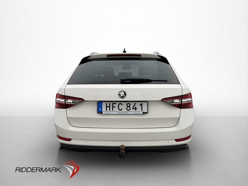Bild 5 av Škoda Superb Kombi Skoda 2.0 TDI 4x4 L&K D-Värm Kamera Drag Skinn Navi