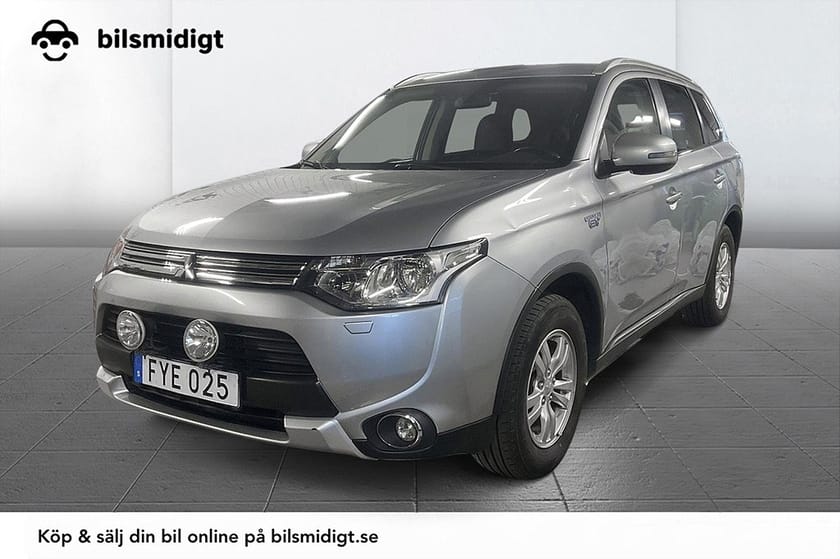 Bild 1 av Mitsubishi Outlander PHEV 4WD Business Drag Kamera Delläder 203hk