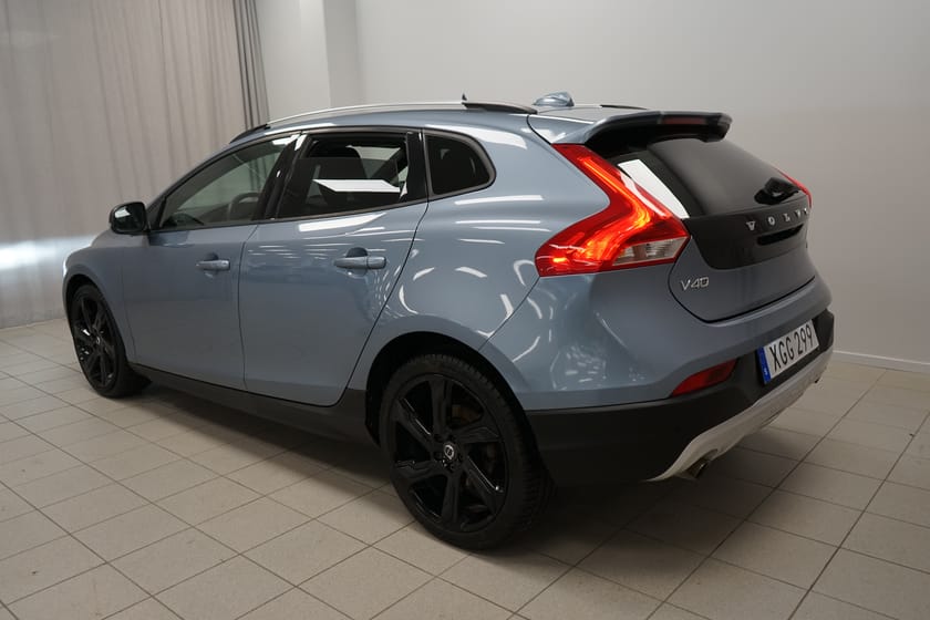 Bild 3 av Volvo V40 Cross Country D3 Adv Edition | Adaptiv farthållare | BLIS | Drag |