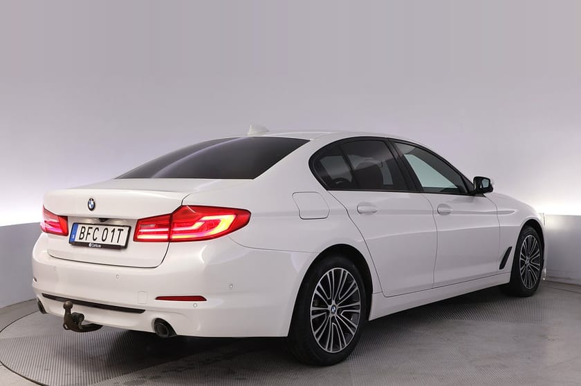 Bild 5 av BMW 530e xDrive iPerformance Sedan Sportline Kamera Drag Navi Hifi