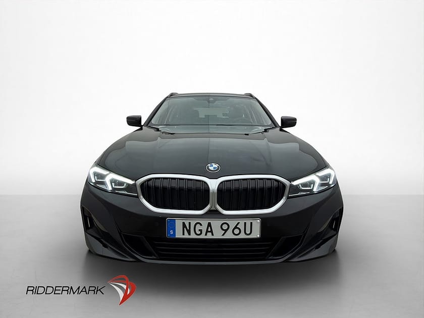 Bild 2 av BMW 320i Touring 320 184hk Wide B-Kamera Navi Carplay Halvskinn