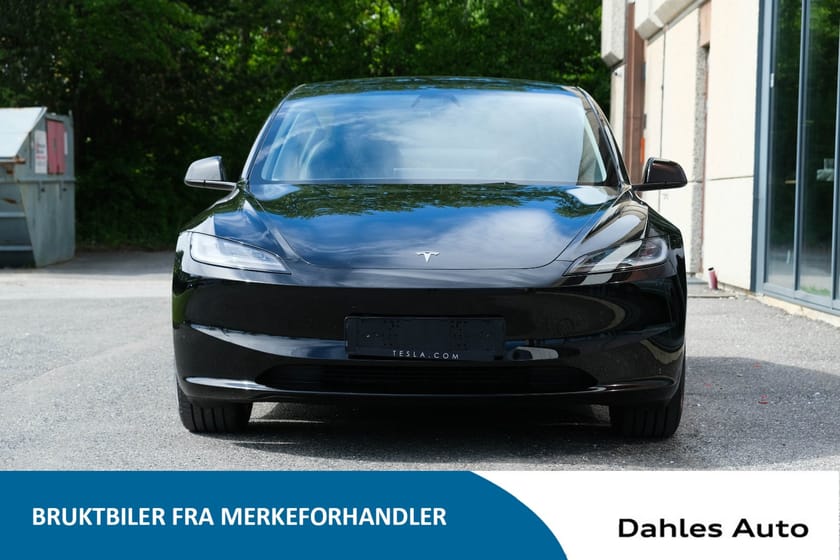 Bilde 3 av Tesla Model 3 Standard Range RWD 283hk