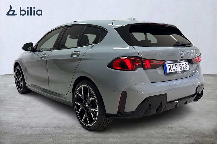 Bild 2 av BMW 120 M Sport / H/K / Pano / Rattvärme/Sportstolar/Backkamera