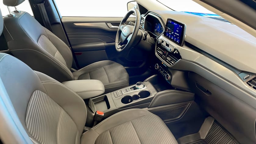 Bild 3 av Ford Kuga Plug-In Hybrid TITANIUM 225HK
