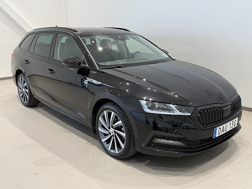 Bild 1 av Škoda Octavia Kombi iV Skoda Combi 1.4 TSI 204 HK DSG Pano Drag Elstol