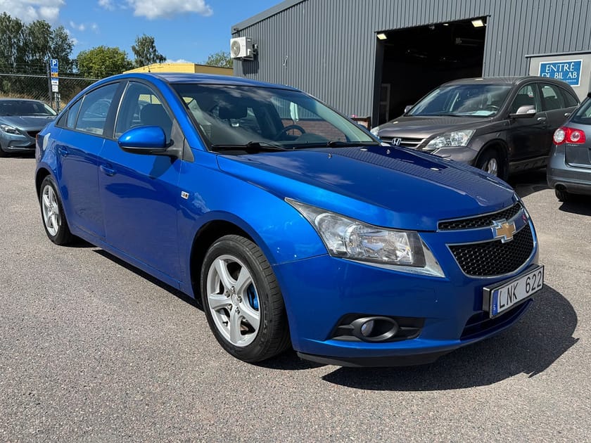 Bild 2 av Chevrolet Cruze 1.6 113hk|SoV|NYBESS|NYSERV|