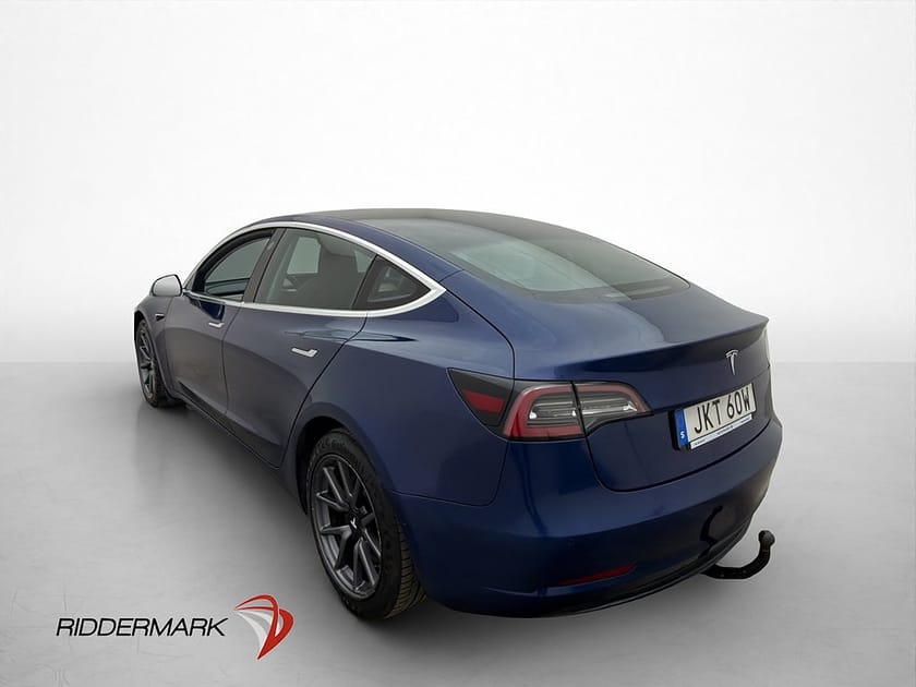 Bild 5 av Tesla Model 3 Long Range AWD Panorama Dragkrok Svensksåld