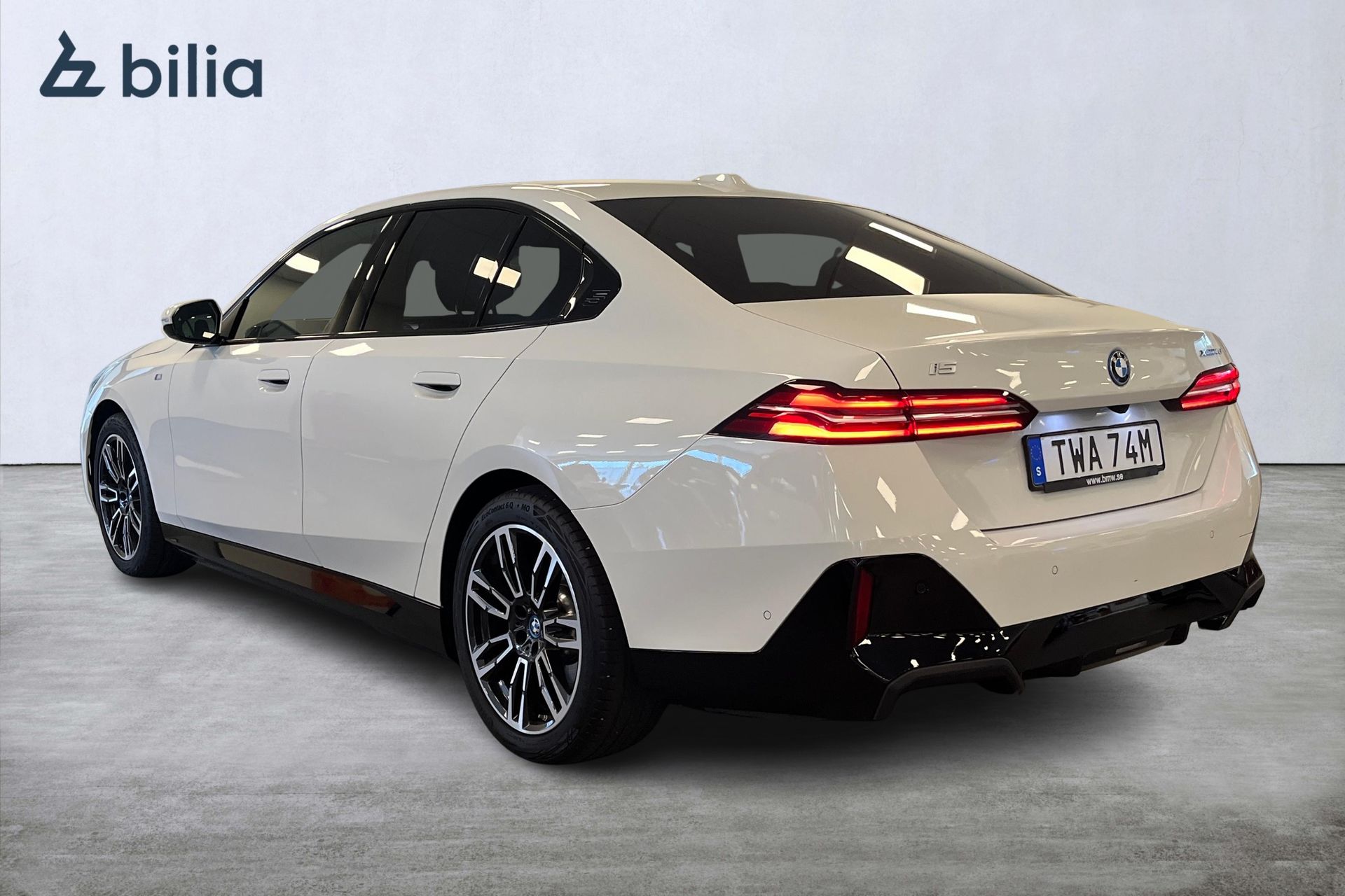 BMW i5 M Sport / H/K / Drag / Backkamera 2024, photo 2/21