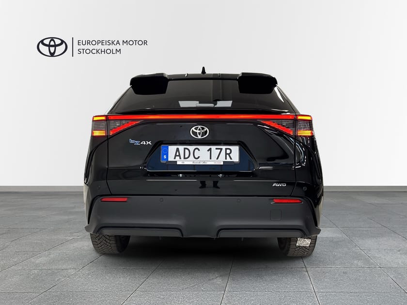 Bild 4 av Toyota bZ4X AWD STYLE EDITION / V-hjul ingår!/ Möjlig att leasa