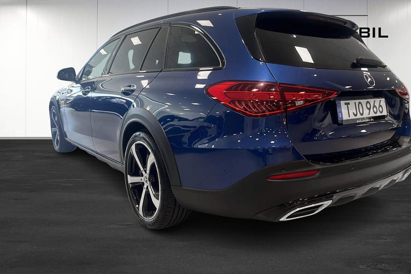 Bild 3 av Mercedes-Benz C 220 d 4MATIC All-Terrain 9G-Tronic Avantgarde Panorama