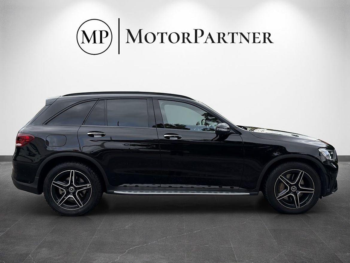 Mercedes-Benz GLC 300 d 4MATIC, bild 8 av 18