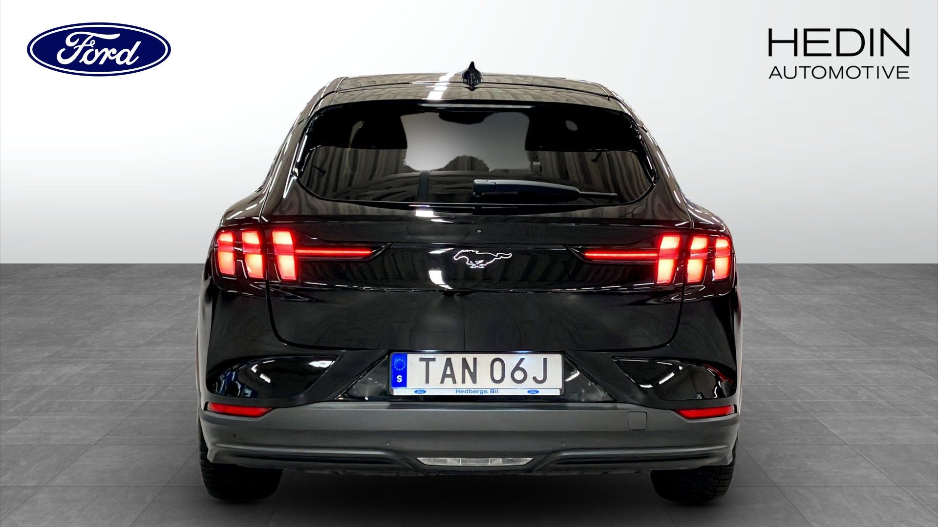 Ford Mustang Mach-E Long Range, 294hk 2021, bild 7/9