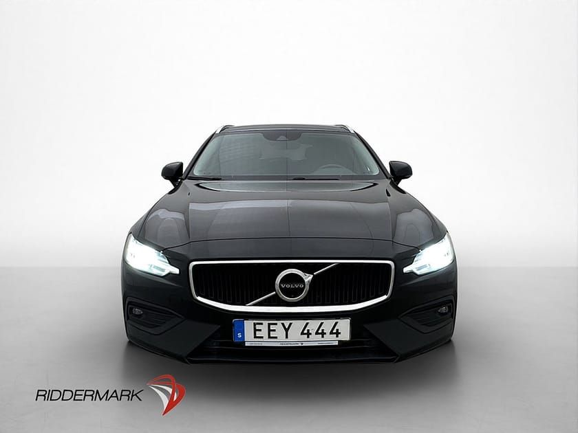 Bild 2 av Volvo V60 D4 AWD Momentum VOC D-Värmare B-Kamera Drag Navi
