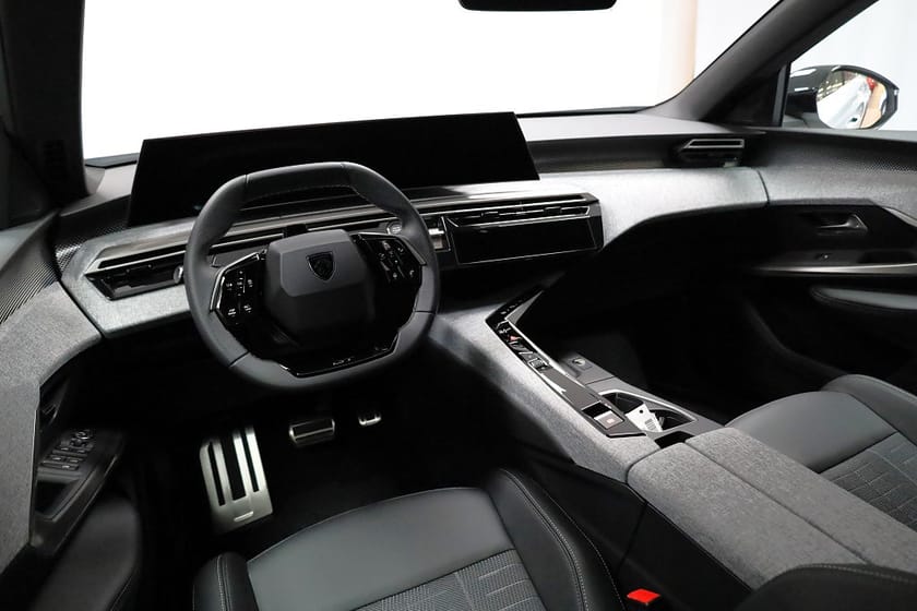 Bild 4 av Peugeot 3008 Hybrid 145 GT 145Hk