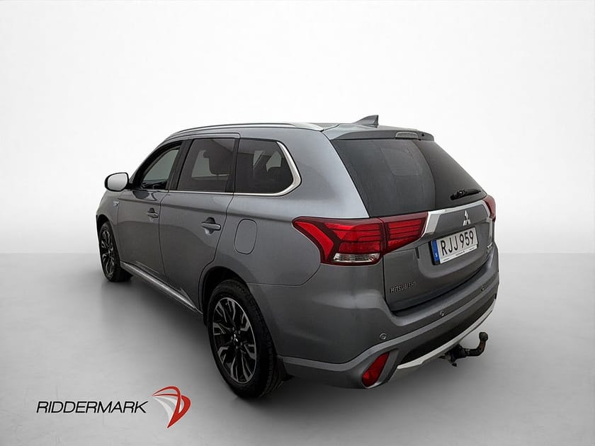 Bild 5 av Mitsubishi Outlander PHEV 203hk 4WD Comfort Kamera Dragkrok