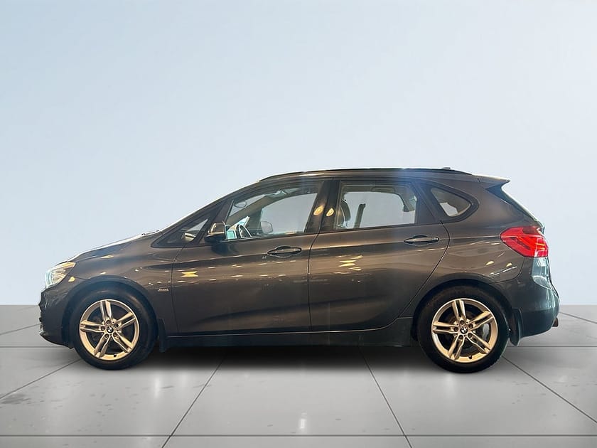 Bild 4 av BMW 220d xDrive Active Tourer MoK/Psens/Drag