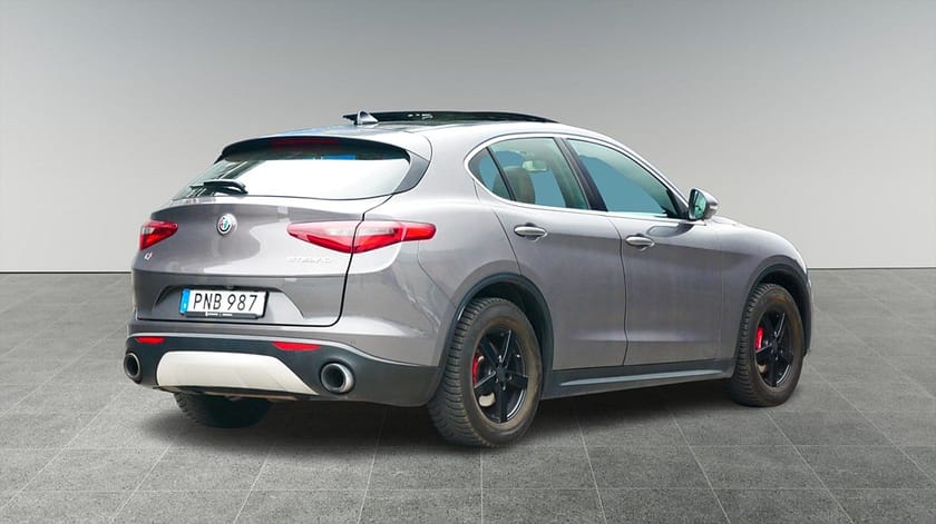 Bild 3 av Alfa Romeo Stelvio 2.0 Turbo 280hk Q4 | 1852 kr/mån | Panorama | Luxury