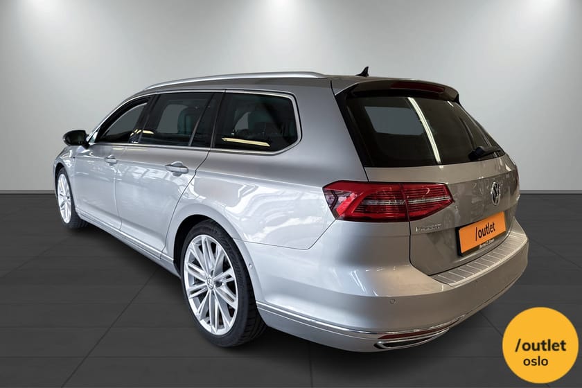 Bilde 3 av Volkswagen Passat Stasjonsvogn 2.0 BiTDI 240HK 4MOTION | Skinn | ACC | Ryggekamera