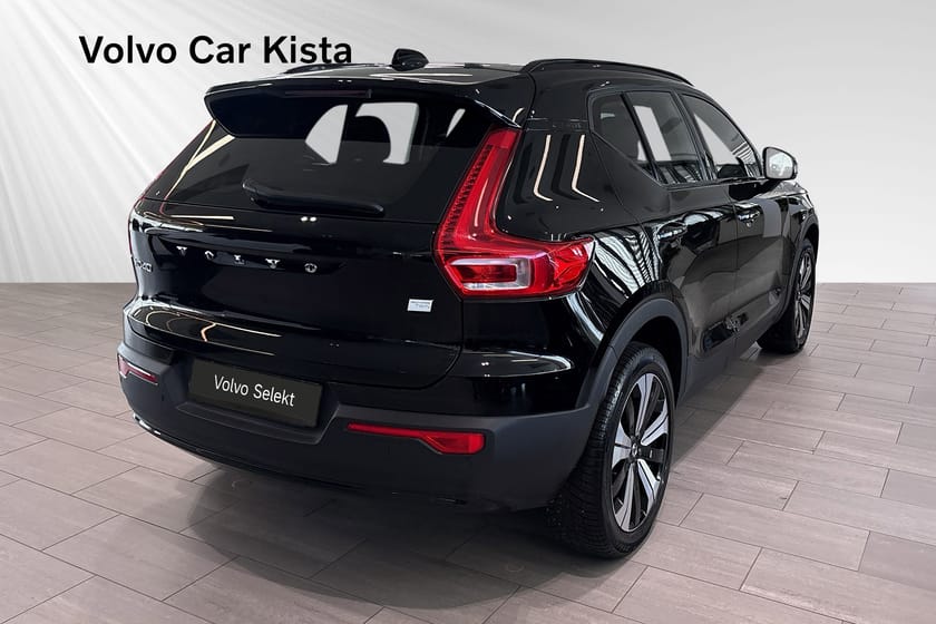 Bild 5 av Volvo XC40 Recharge Twin Plus Drag B-Kamera