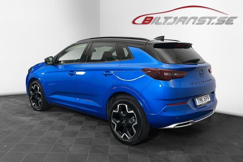 Bild 3 av Opel Grandland Ultimate 1.2 Turbo 130hk Aut B-KAMERA