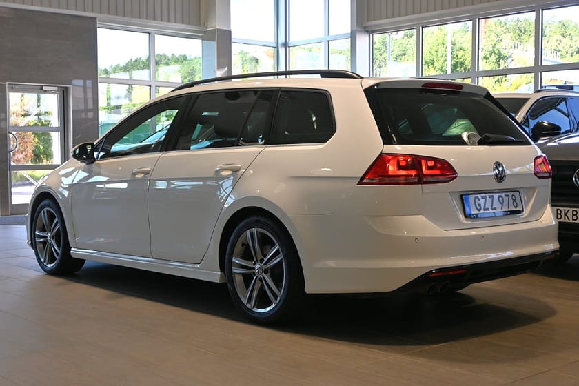 Bild 3 av Volkswagen Golf Sportscombi 1.4 TSI 150hk R-Line Dragkrok Adaptiv Farth