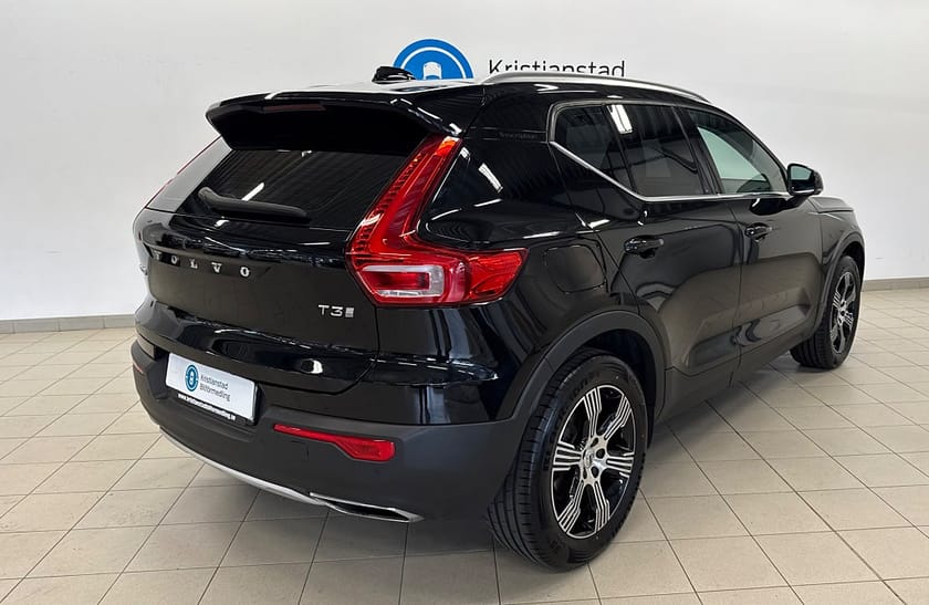 Bild 5 av Volvo XC40 T3 Aut Inscription, Klimat/Teknikpkt, Orrefors