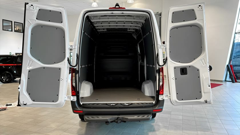 Bild 5 av Mercedes-Benz Sprinter 317 CDI RWD Panel Van SKÅP A2 PRO