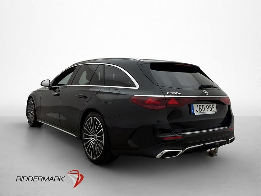 Bild 5 av Mercedes-Benz E 300 T e E300 AMG Superscreen 360° Läder Head-Up Drag