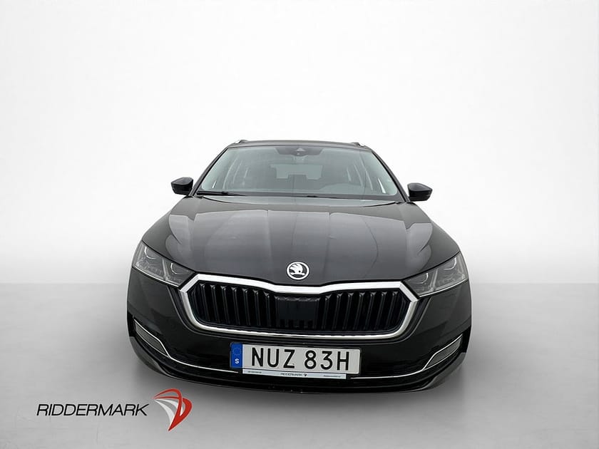 Bild 2 av Škoda Octavia Kombi iV Skoda Plug-in Cockpit Värm Kamera Matrix