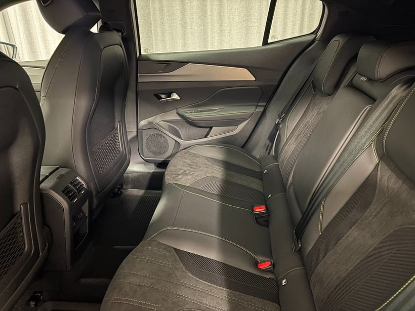 Bild 5 av Peugeot 408 Hybrid 145 GT AUT