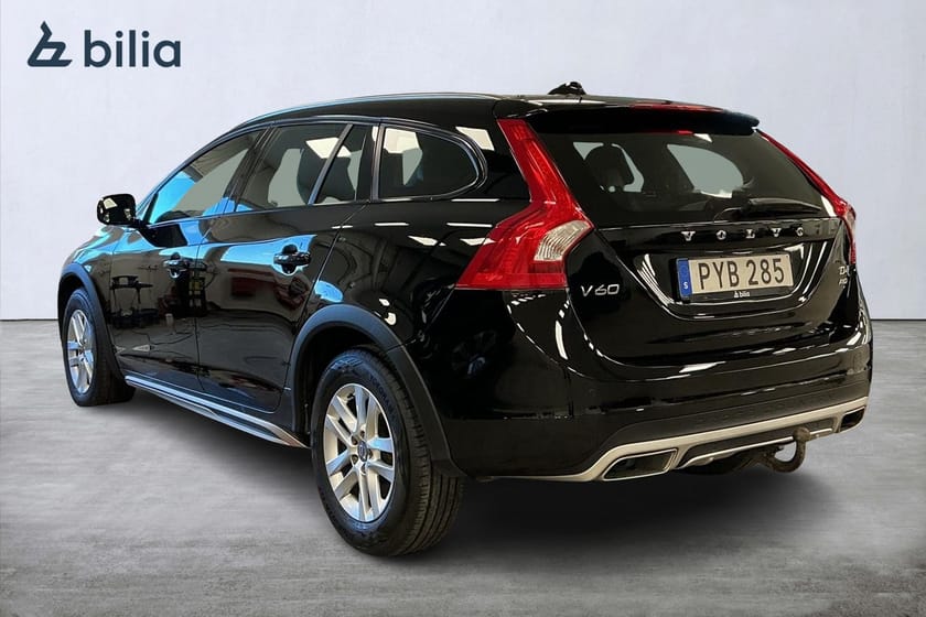 Bild 2 av Volvo V60 Cross Country D4 AWD Business | Kamremsbytt