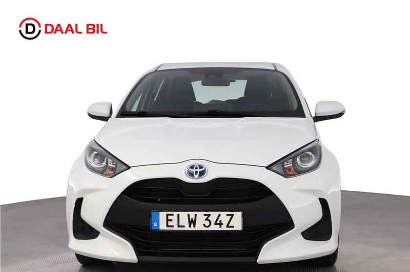 Bild 2 av Toyota Yaris Hybrid CVT 116HK ACTIVE B-KAMERA M-VÄRM CARPLAY