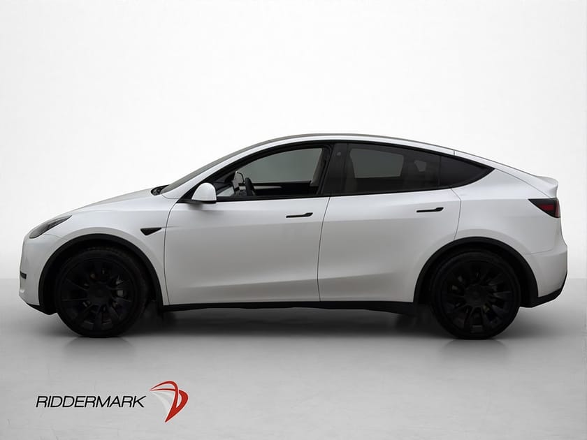 Bild 5 av Tesla Model Y Standard Range RWD MOMS Dragkrok Autopilot
