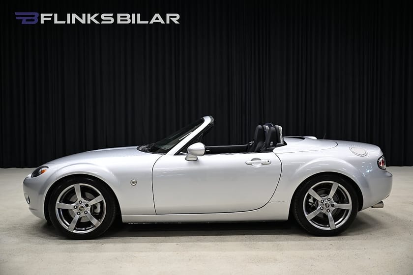 Bild 4 av Mazda MX-5 Roadster Coupe 2.0 MZR 160HK Sport|Roadster-Coupé|AppleCarplay|Sv-Såld