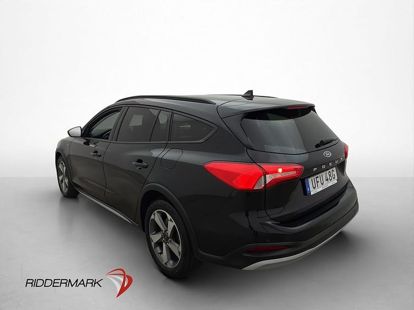 Bild 5 av Ford Focus Active Kombi 1.0 Kamera Navi Keyless P-Sensorer CarPlay
