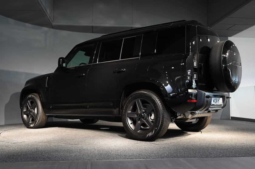 Bild 4 av Land Rover Defender P300e PHEV X-Dynamic SE *Direktleverans*